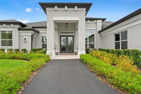 House in Homosassa, Florida 4 bedrooms, 252.69 sq.m. № 1876738 - photo 7