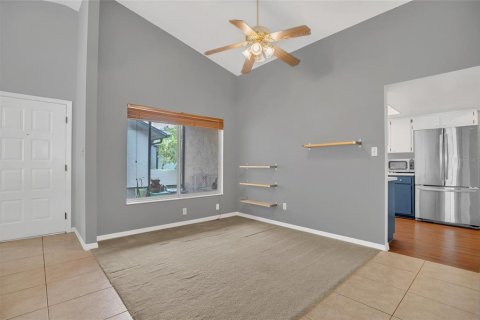 House in Casselberry, Florida 3 bedrooms, 142.23 sq.m. № 1793157 - photo 12
