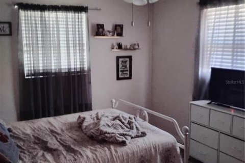 Casa en venta en Port Richey, Florida, 2 dormitorios, 97.18 m2 № 1853279 - foto 12