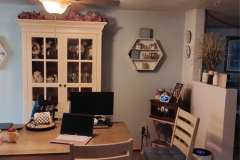 Casa en venta en Port Richey, Florida, 2 dormitorios, 97.18 m2 № 1853279 - foto 10