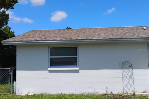 Casa en venta en Port Richey, Florida, 2 dormitorios, 97.18 m2 № 1853279 - foto 7
