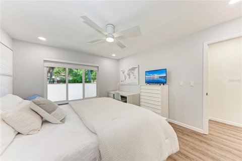 Villa ou maison à vendre à Bradenton, Floride: 3 chambres, 195 m2 № 2167257 - photo 24