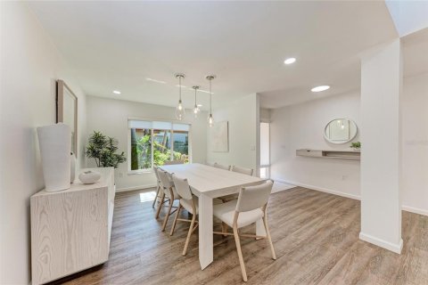 Villa ou maison à vendre à Bradenton, Floride: 3 chambres, 195 m2 № 2167257 - photo 14