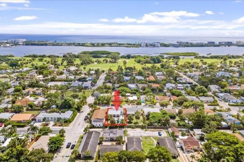 House in Lake Worth, Florida 3 bedrooms, 132.85 sq.m. № 2368111 - photo 30