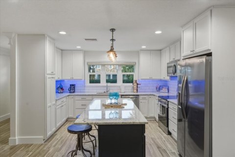 Villa ou maison à vendre à Hernando Beach, Floride: 3 chambres, 132.39 m2 № 2142073 - photo 18
