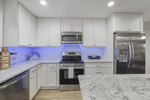 Villa ou maison à vendre à Hernando Beach, Floride: 3 chambres, 132.39 m2 № 2142073 - photo 16