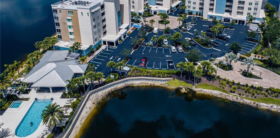 Condo in Bradenton, Florida, 2 bedrooms  № 1791653
