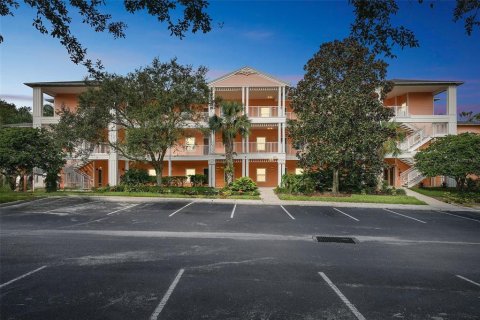Condominio en venta en Davenport, Florida, 3 dormitorios, 113.99 m2 № 1898685 - foto 1