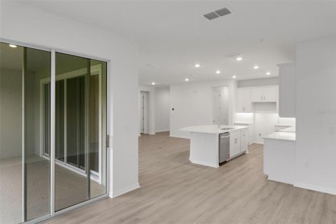 Villa ou maison à vendre à Land O' Lakes, Floride: 5 chambres, 329.8 m2 № 2404732 - photo 20