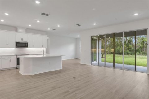 Villa ou maison à vendre à Land O' Lakes, Floride: 5 chambres, 329.8 m2 № 2404732 - photo 27