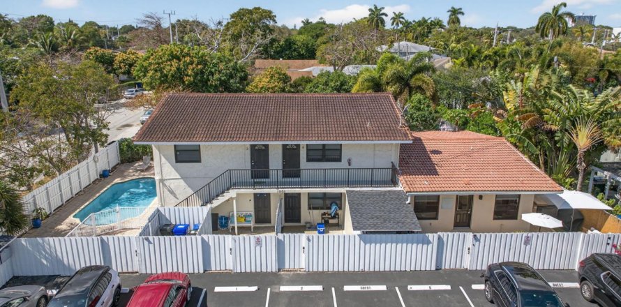 Immobilier commercial à Fort Lauderdale, Floride 61.13 m2 № 2439289