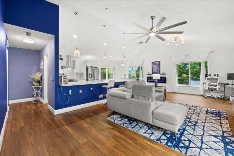 Casa en venta en West Palm Beach, Florida, 3 dormitorios, 155.7 m2 № 2431414 - foto 5