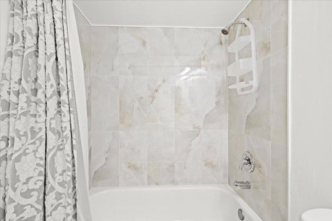 Casa en venta en West Palm Beach, Florida, 3 dormitorios, 155.7 m2 № 2431414 - foto 27