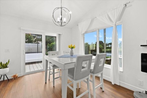 Casa en venta en West Palm Beach, Florida, 3 dormitorios, 155.7 m2 № 2431414 - foto 14