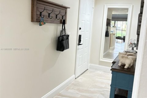 Купить кондоминиум в Уэстон, Флорида 2 спальни, 116.69м2, № 2020116 - фото 8