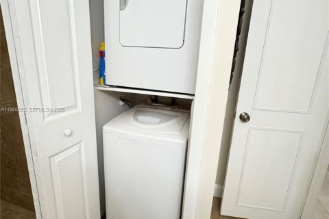 Купить кондоминиум в Уэстон, Флорида 2 спальни, 116.69м2, № 2020116 - фото 28