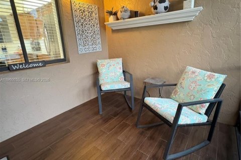 Купить кондоминиум в Уэстон, Флорида 2 спальни, 116.69м2, № 2020116 - фото 7