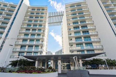 Снять в аренду кондоминиум в Авентура, Флорида 3 спальни, 225.29м2, № 2005802 - фото 25