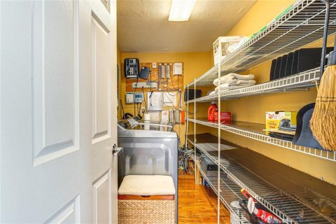 Commercial property in Ocala, Florida 7 bedrooms, 397.34 sq.m. № 2369400 - photo 20