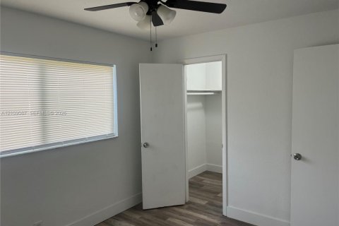 Villa ou maison à vendre à Lauderhill, Floride: 4 chambres, 115.94 m2 № 2432133 - photo 21