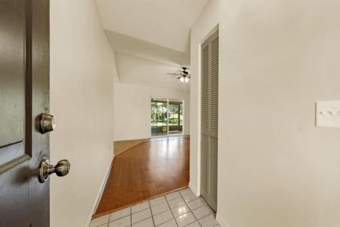 Villa ou maison à vendre à De Leon Springs, Floride: 4 chambres, 121.7 m2 № 1879149 - photo 15