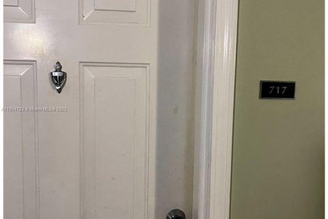 Copropriété à louer à Coral Gables, Floride: 1 chambre, 70.79 m2 № 1971470 - photo 5