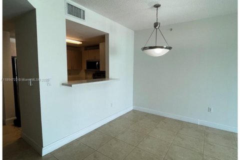 Copropriété à louer à Coral Gables, Floride: 1 chambre, 70.79 m2 № 1971470 - photo 19