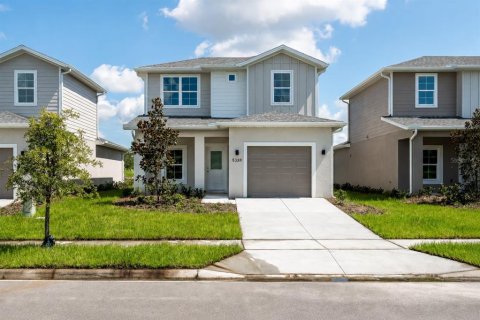 House in Orlando, Florida 4 bedrooms, 135.45 sq.m. № 2373703