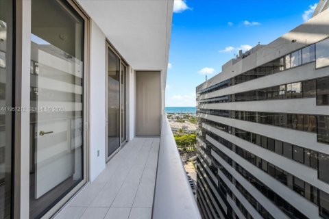 Купить кондоминиум в Майами, Флорида 1 спальня, 62.71м2, № 2011421 - фото 18