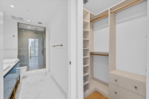 Купить кондоминиум в Майами, Флорида 1 спальня, 62.71м2, № 2011421 - фото 13