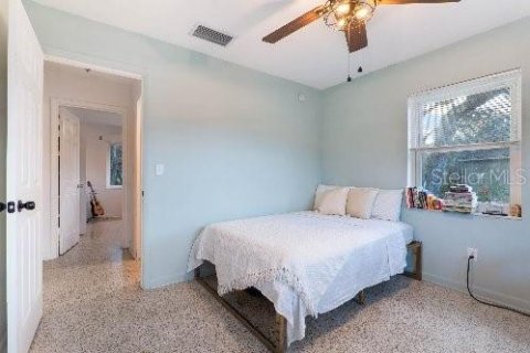 House in Deltona, Florida 3 bedrooms, 137.59 sq.m. № 1557584 - photo 30