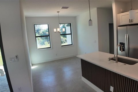 Villa ou maison à vendre à Port Charlotte, Floride: 3 chambres, 142.42 m2 № 2405288 - photo 19