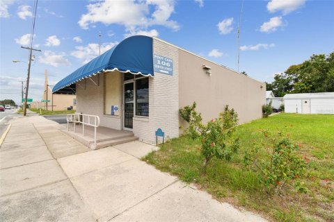 Propiedad comercial en venta en Dundee, Florida, 160.54 m2 № 1915918 - foto 2