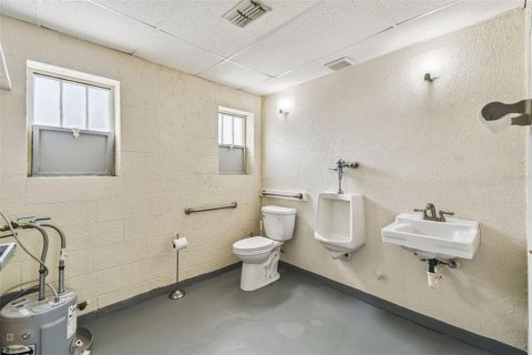 Propiedad comercial en venta en Dundee, Florida, 160.54 m2 № 1915918 - foto 9