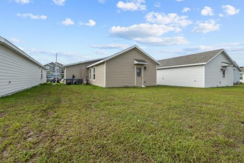 House in Winter Haven, Florida 3 bedrooms, 98.48 sq.m. № 2166036 - photo 12