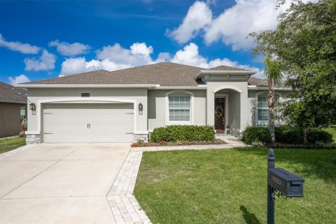 House in Ocala, Florida 2 bedrooms, 165.92 sq.m. № 2132023
