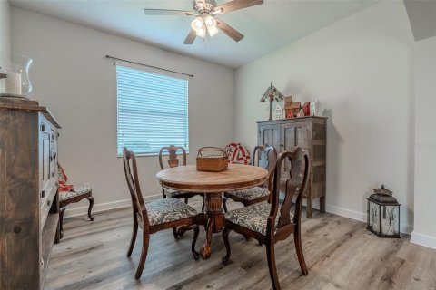 House in Ocala, Florida 2 bedrooms, 165.92 sq.m. № 2132023 - photo 24