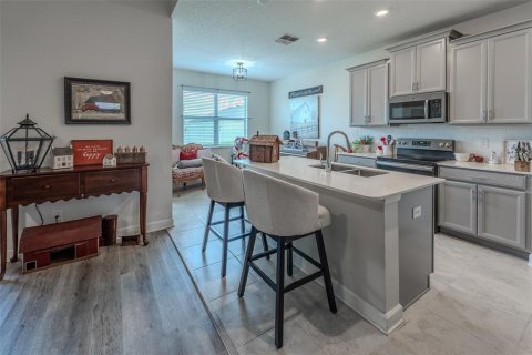 House in Ocala, Florida 2 bedrooms, 165.92 sq.m. № 2132023 - photo 6