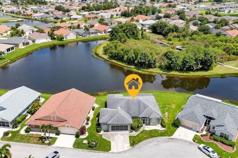 House in Punta Gorda, Florida 3 bedrooms, 152.82 sq.m. № 1911399 - photo 27