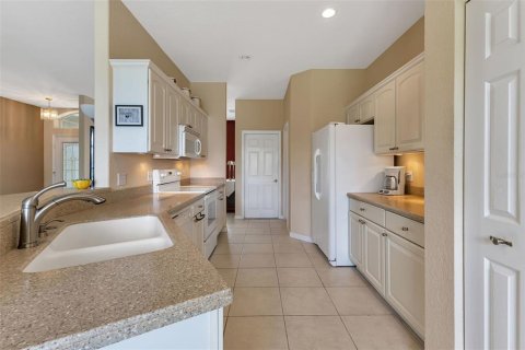 House in Punta Gorda, Florida 3 bedrooms, 152.82 sq.m. № 1911399 - photo 15
