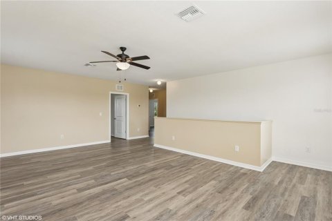 House in Palmetto, Florida 5 bedrooms, 260.31 sq.m. № 1774660 - photo 19