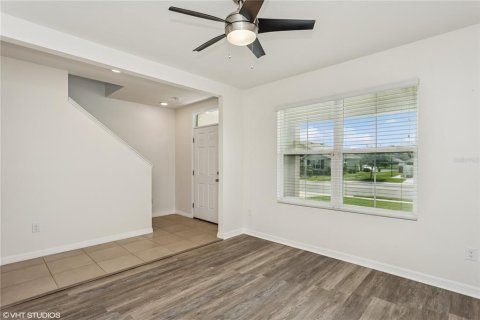 House in Palmetto, Florida 5 bedrooms, 260.31 sq.m. № 1774660 - photo 3