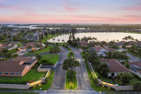 Condo in St. Lucie, Florida, 2 bedrooms  № 2035588 - photo 22