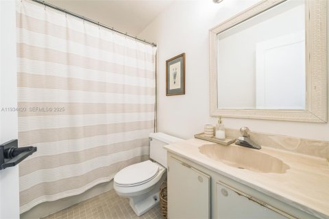 Condo in St. Lucie, Florida, 2 bedrooms  № 2035588 - photo 14