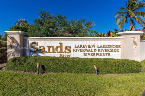 Condo in St. Lucie, Florida, 2 bedrooms  № 2035588 - photo 24