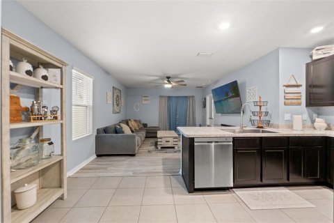 Casa en venta en Brooksville, Florida, 3 dormitorios, 140.28 m2 № 1819340 - foto 17
