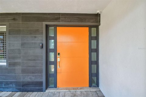 House in Seminole, Florida 4 bedrooms, 192.96 sq.m. № 1761119 - photo 11