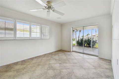 House in Seminole, Florida 4 bedrooms, 192.96 sq.m. № 1761119 - photo 26