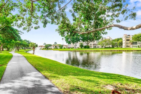 Condominio en venta en Delray Beach, Florida, 2 dormitorios, 98.48 m2 № 2250277 - foto 26
