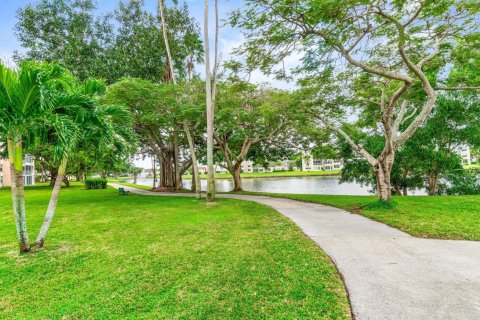 Condominio en venta en Delray Beach, Florida, 2 dormitorios, 98.48 m2 № 2250277 - foto 25